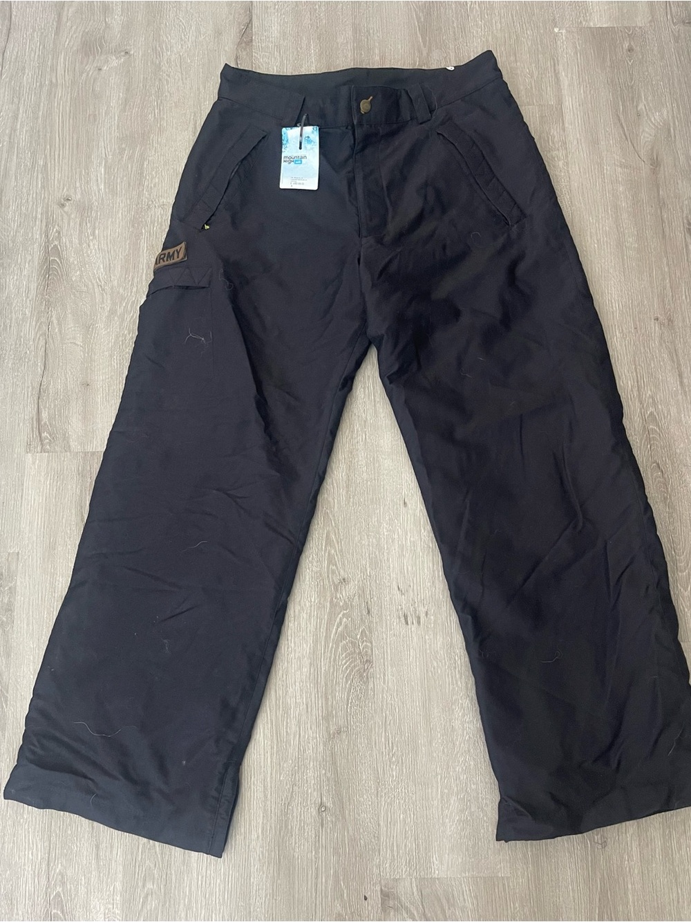 Volcom Snow Pants Size Medium Sno Army NWT